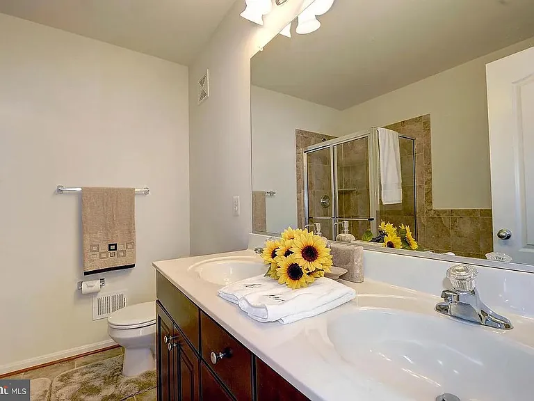 42541 Highgate Ter — Photo 7