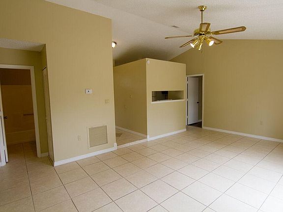 5th image of 3049 Pigeon Cove St