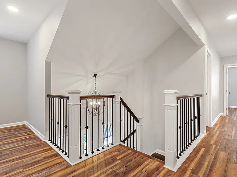 91 Traybern Blvd — Photo 13