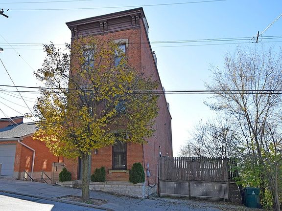 2nd image of 29 Mulberry St Unit 2-25