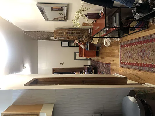 Rented by Yup Realty LLC | media 31