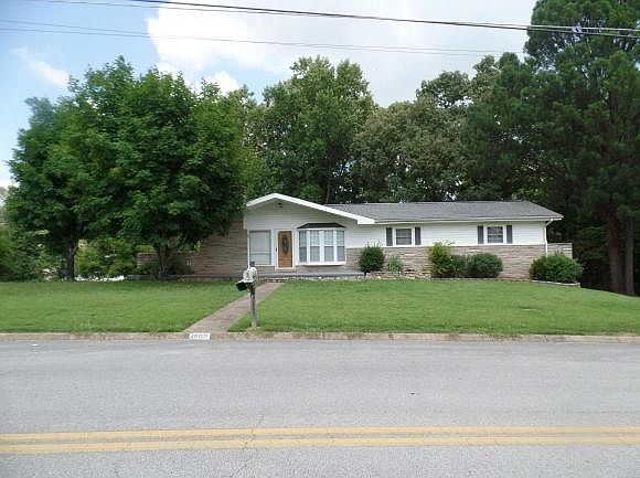 1st image of 1009 Martingale Dr