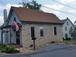 702 Dunkle St, Steelton, PA 17113