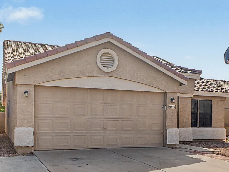 15994 N 135th Dr — Photo 6