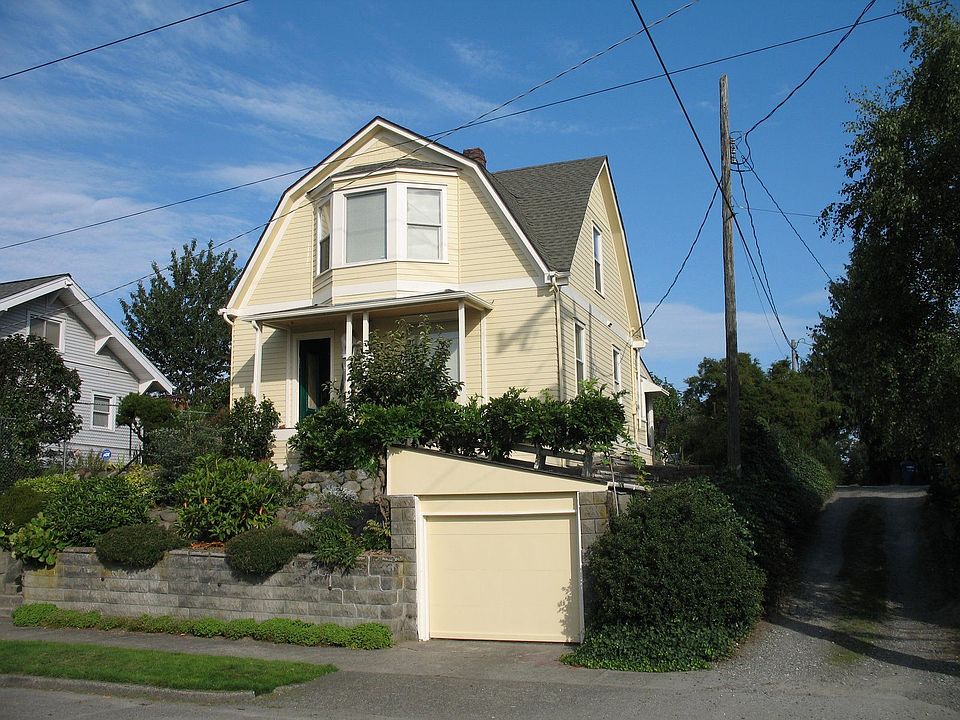 2nd image of 1610 S Walker St