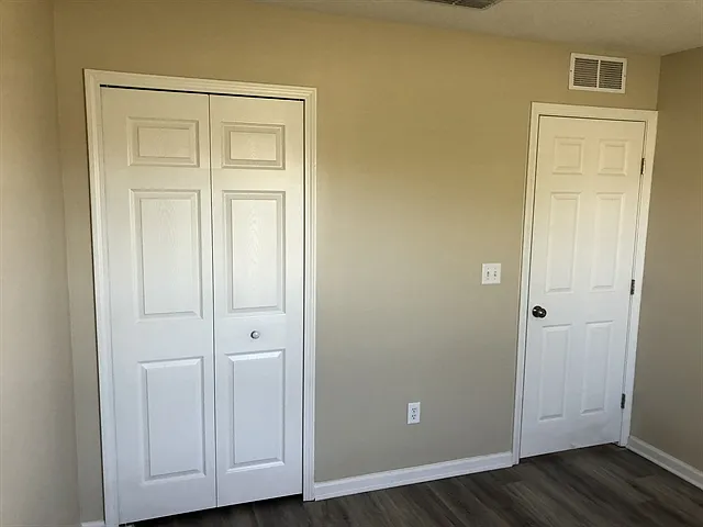 3201 Ginny Lake Dr — Photo 19