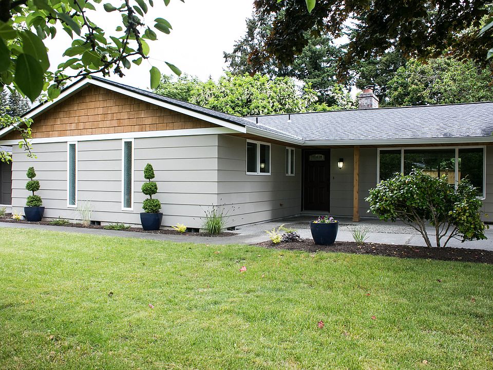 1st image of 8009 38th Dr NE