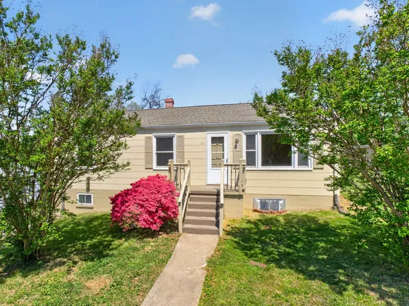 511 Stonehenge Avenue