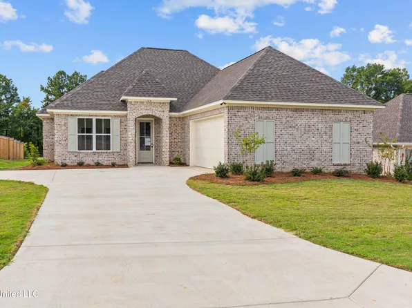 109 Lewis Farms Dr, Madison, MS 39110