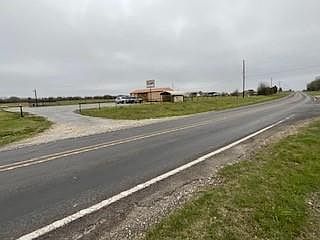 2nd image of 11913 Fm 1696 Rd