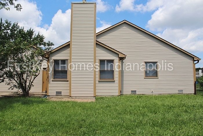 2nd image of 10317 Park Valley Dr