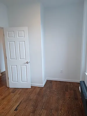 Rented by Reyes & Elsamad Real Estate Group | media 18