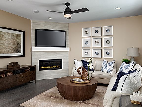 The Lapis Family Room