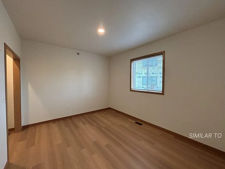 Washington Flats — Photo 19