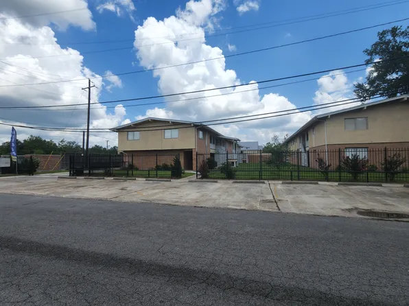 1604 W Cherry Ave #6, Orange, TX 77630