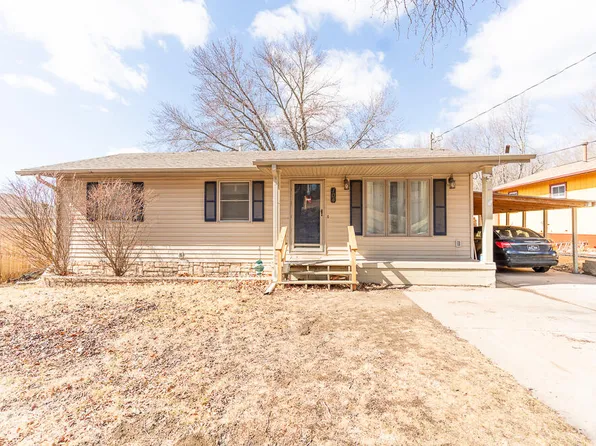 104 N Elm St, Glenwood, IA 51534