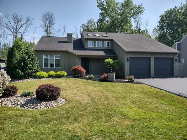 8759 Wedgefield Ln, Cicero, NY 13039