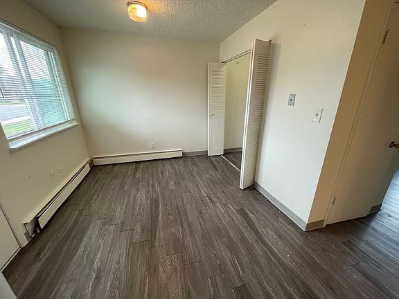3rd image of 736 37th Ave #C