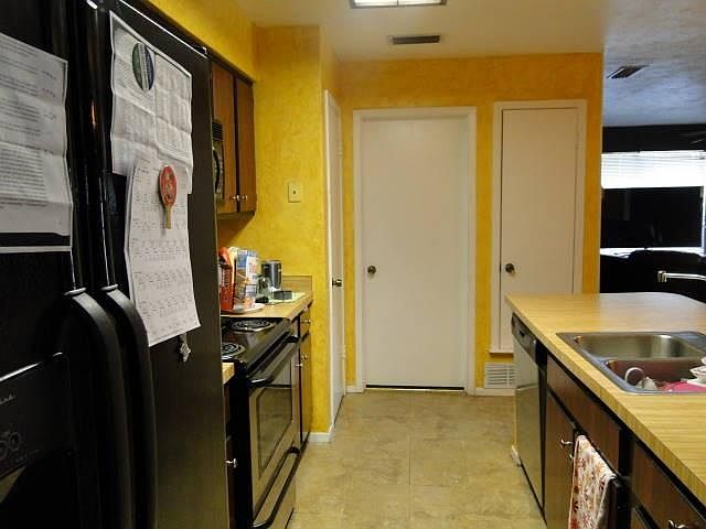 2nd image of 1411 Birmingham Dr