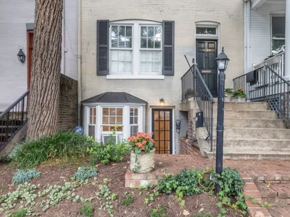 1644 33rd St NW #A, Washington, DC 20007