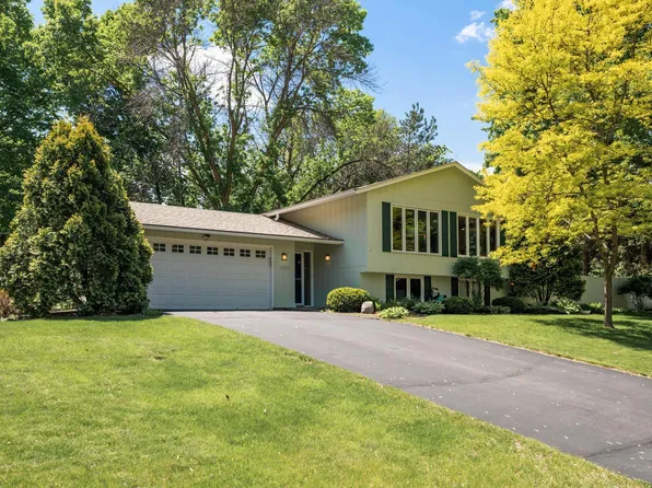 17915 17th Ave N, Plymouth, MN 55447