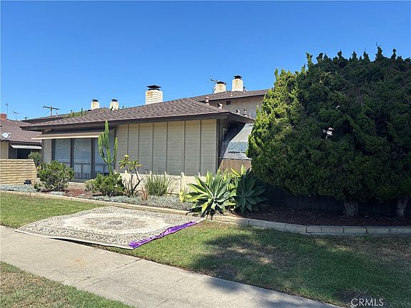 3rd image of 13282 Fletcher St