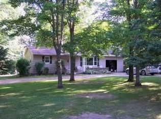 11523 Kalies Shady Ln, Crivitz, WI 54114