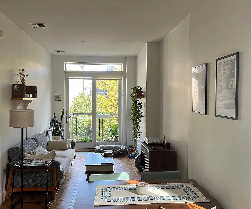 329 Sterling St #5C