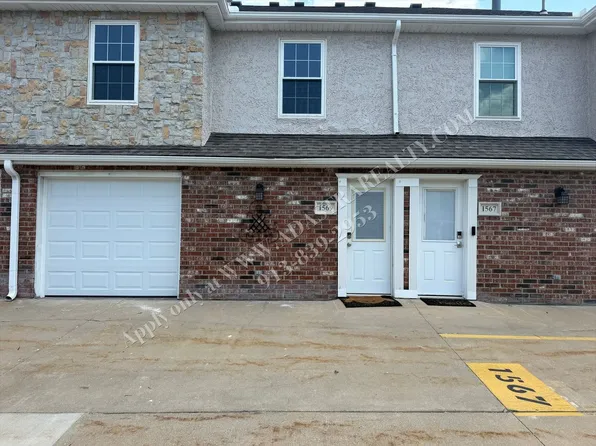 1569 E 120th St, Olathe, KS 66061