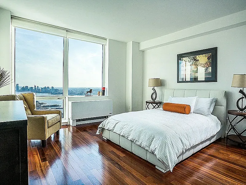 620 West 42nd Street — Photo 2