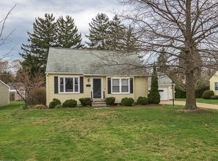 32 Prentice Rd, Painesville, OH 44077