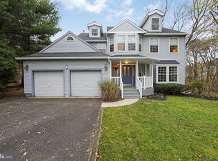 6 Brandywine Ct, Voorhees, NJ 08043