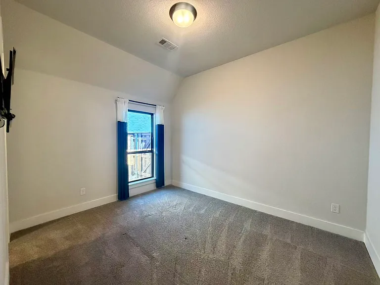 3104 Watterloo Ln — Photo 17