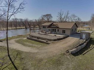 8081 S State Route 2, Dixon, IL 61021