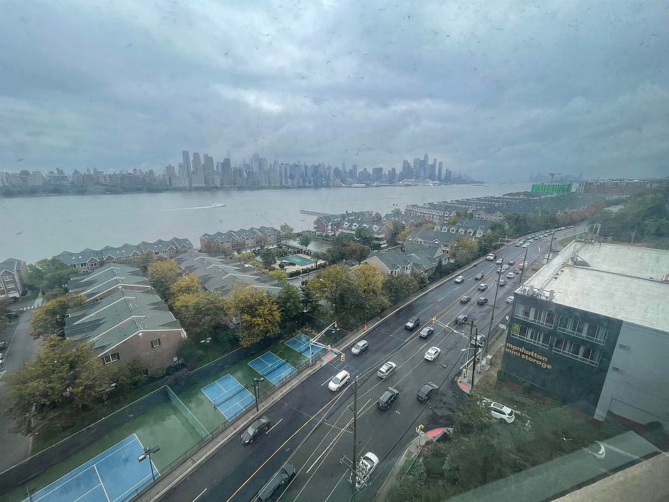 1st image of 7002 Boulevard East Unit 15E