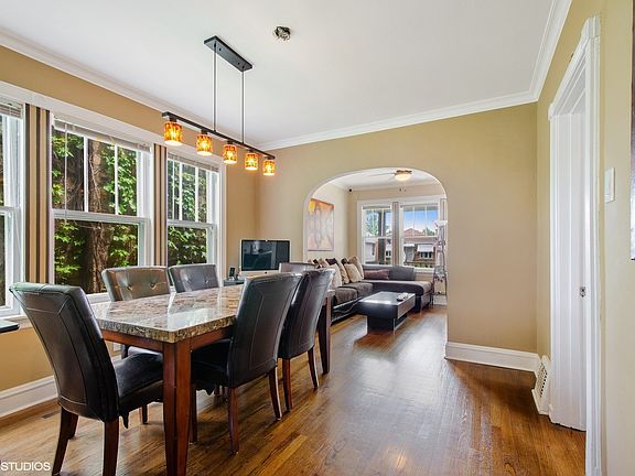 4th image of 5318 N Oak Park Ave