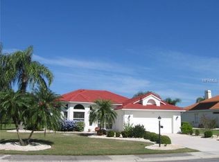 2210 New Bedford Dr, Sun City Center, FL 33573