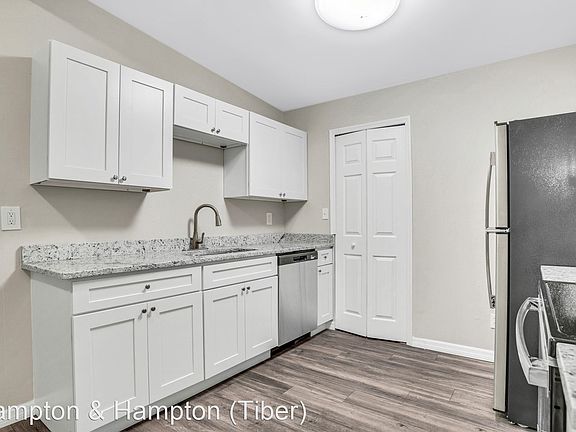 4th image of 5026 Kempston Dr