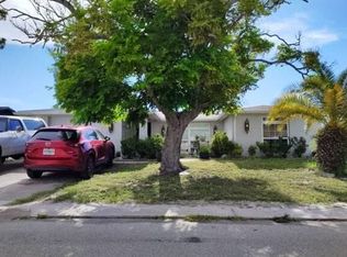 9501 Mark Twain Ln, Port Richey, FL 34668