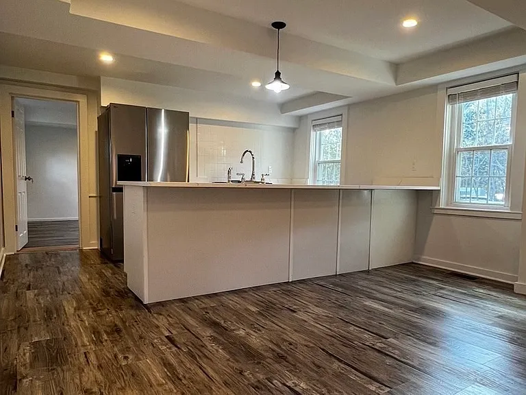 292 Great Rd #1 — Photo 9
