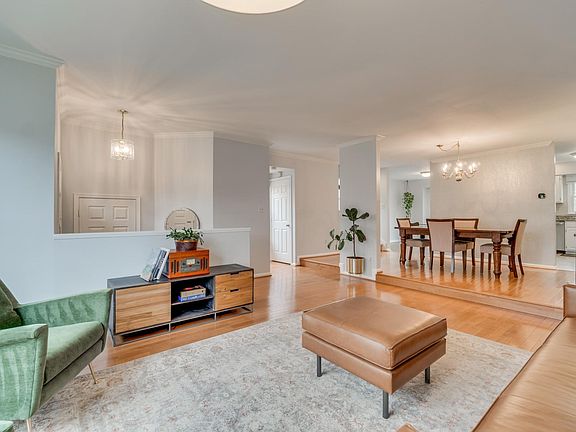 5th image of 12331 Quiet Hollow Ct