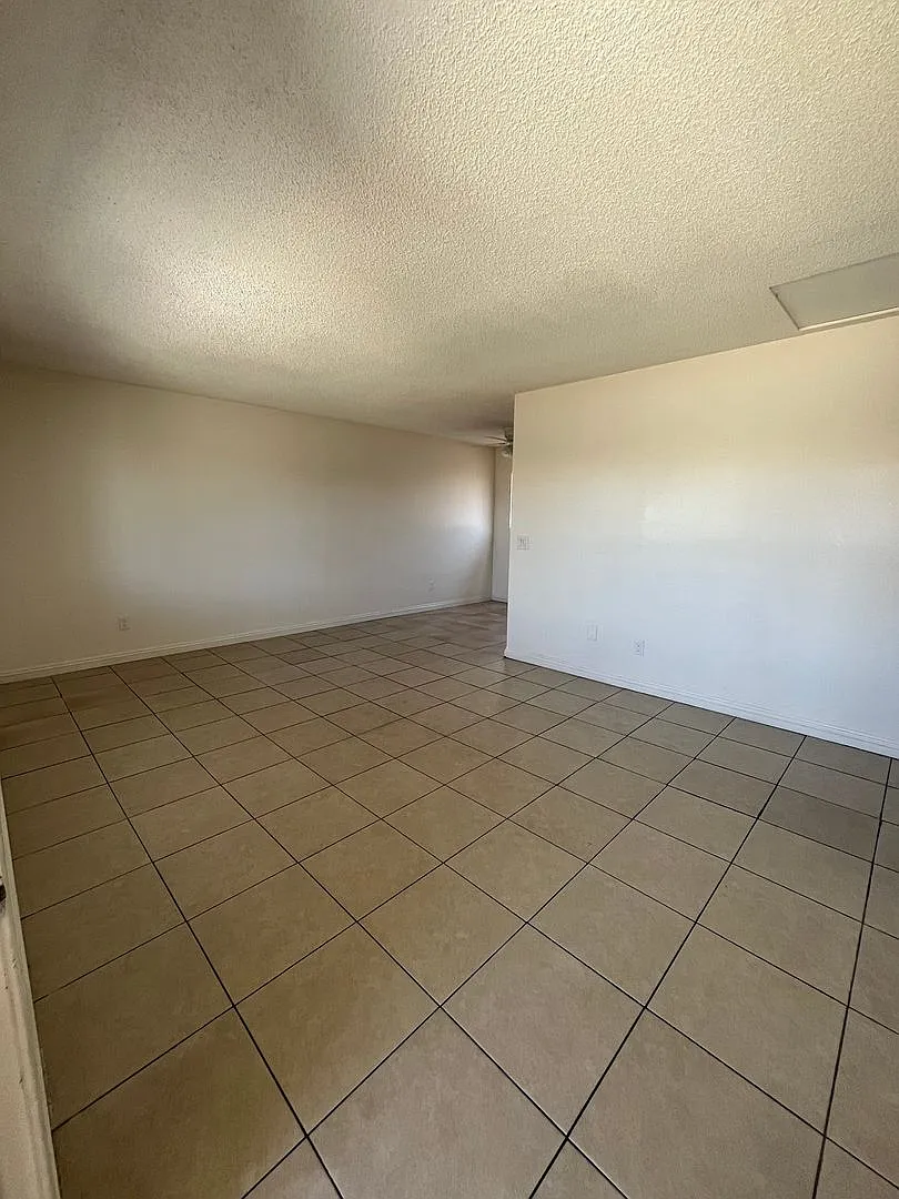Casa Buena Apartments — Photo 4