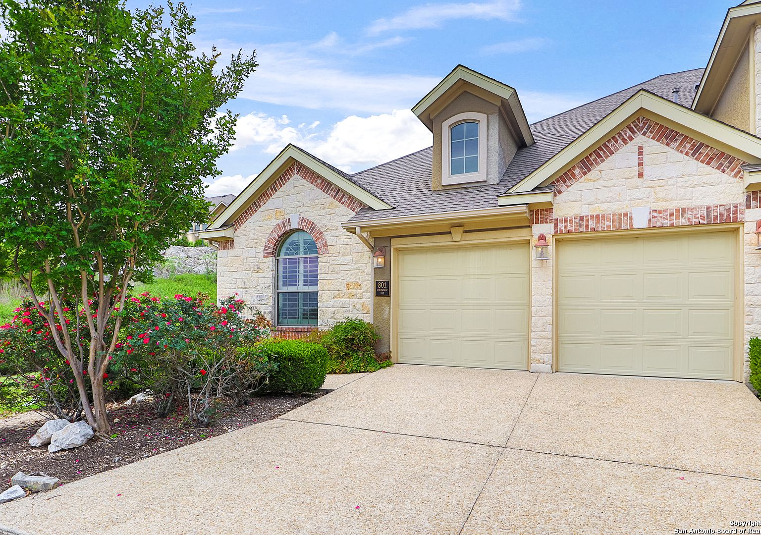 8250 Cruiseship Bay #801