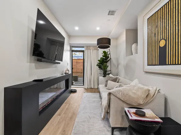 1090 Carroll Street image 6 of 15