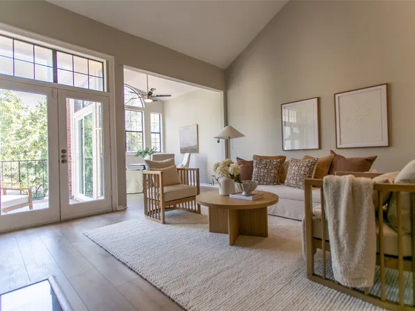3235 Cole Ave APT 205, Dallas, TX 75204