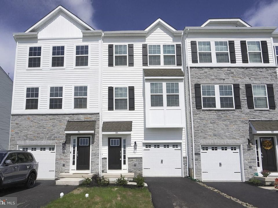 1st image of 148 Bell Ct