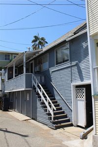 320 Metropole Ave APT C, Avalon, CA, 90704