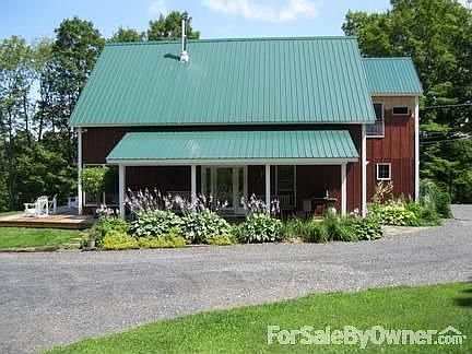 Open, modern and spacious master bath
