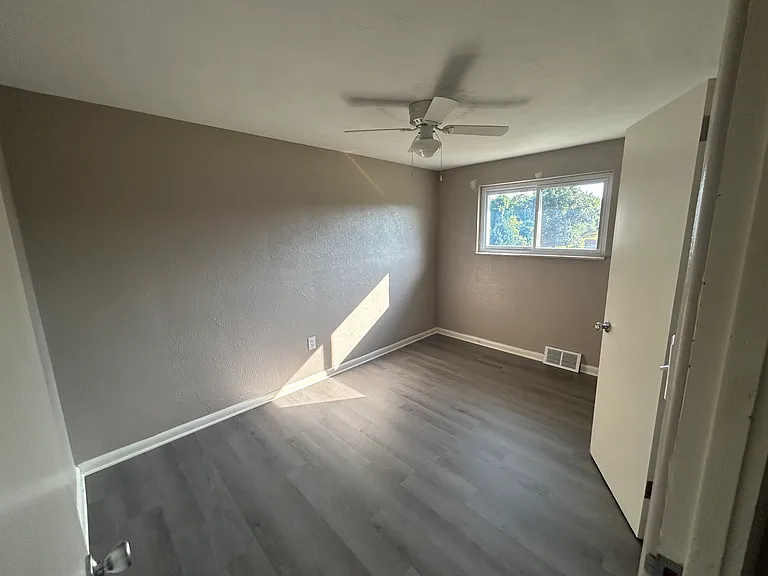 4758 Christy Rd — Photo 8