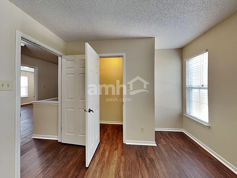 10325 Carrington Way — Photo 14